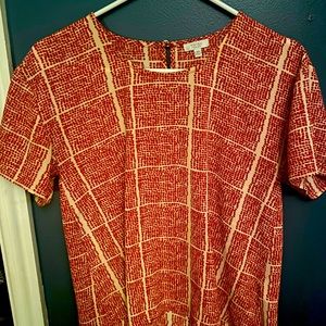 XS shirt/blouse back keyhole closure